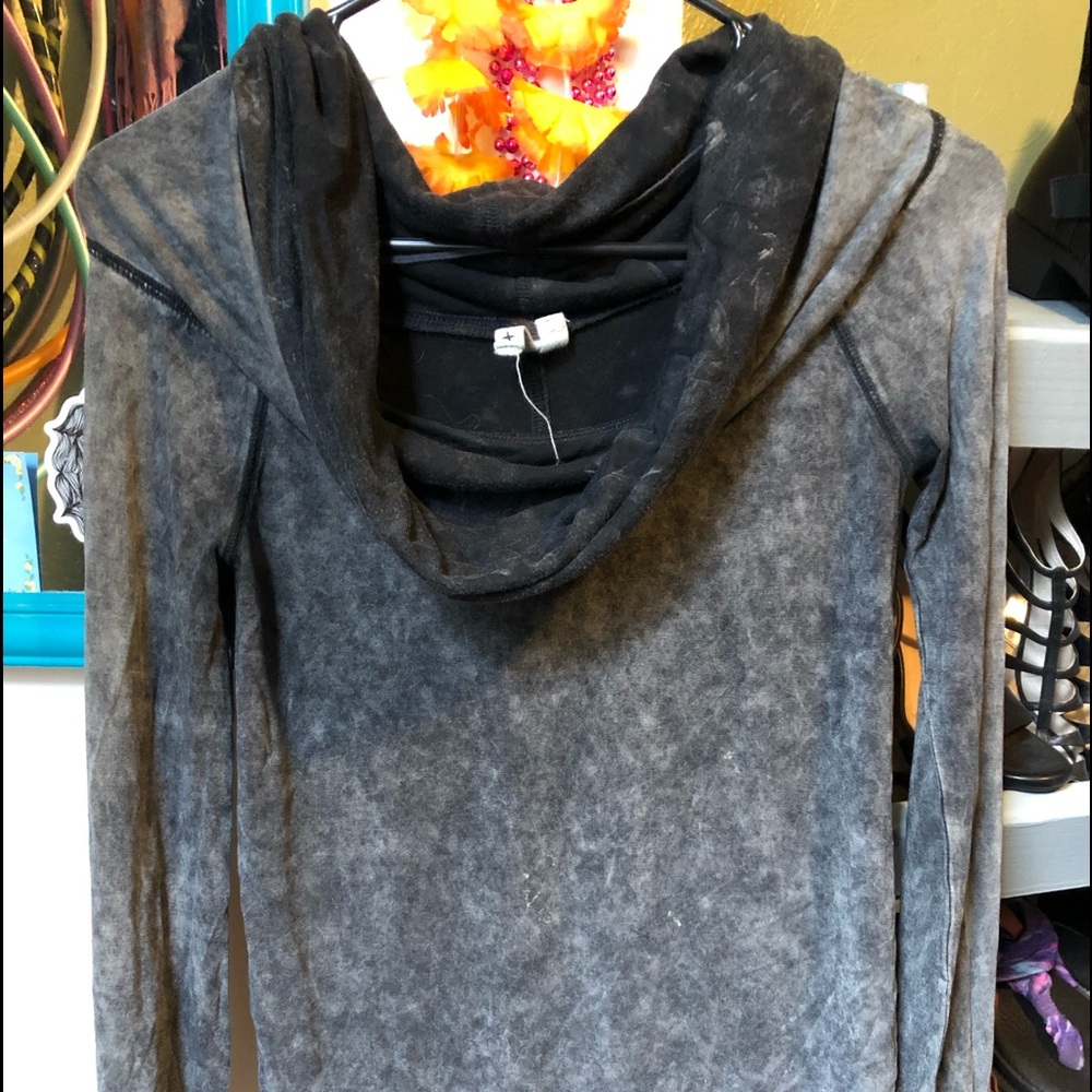 FRE PEOPLE cowl neck long sleeve shirt